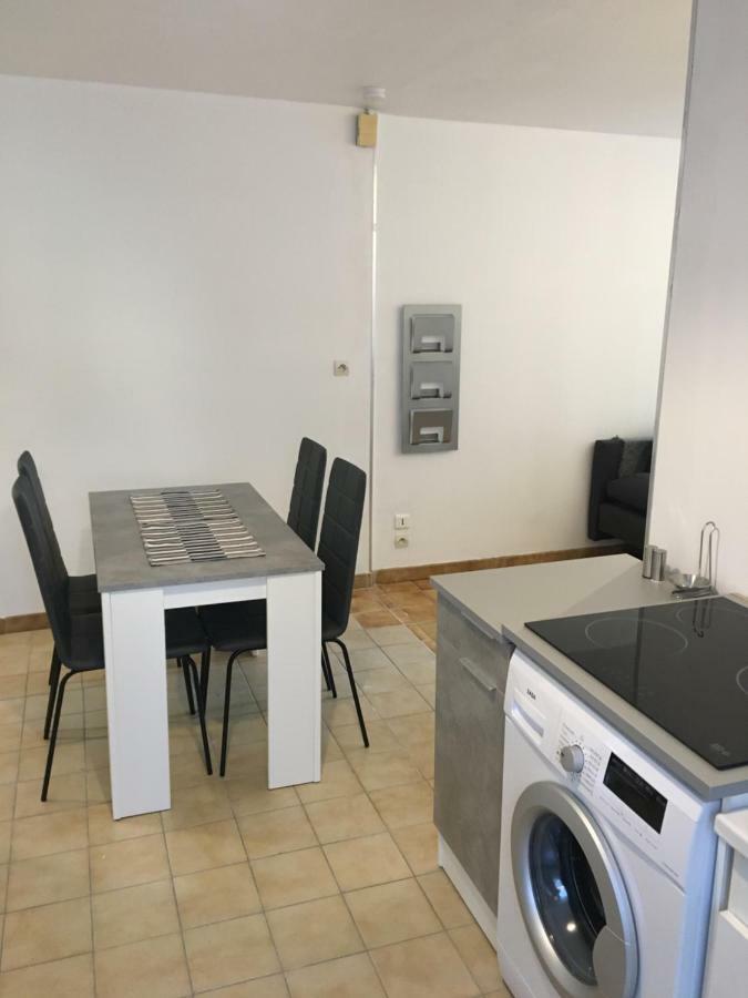 Charmant T2 Rdc Dans Residence Avec Parc Arbore Saint-Pierre-le-Moutier Екстер'єр фото